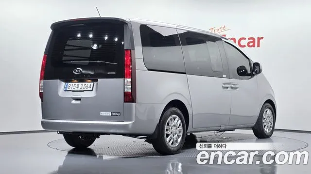 Hyundai Staria Staria Карго 5 мест — Фото автомобиля 2