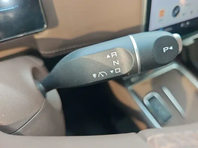 Wuling Starlight 730 — Фото автомобиля 13