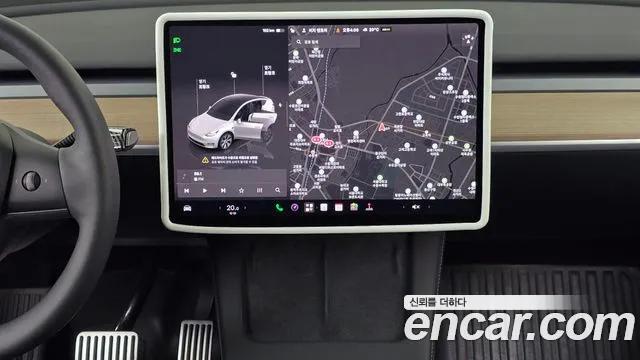 Tesla Model Y — Фото автомобиля 12