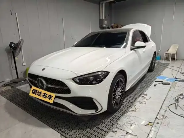 Фотография автомобиля — Mercedes-Benz C-Class