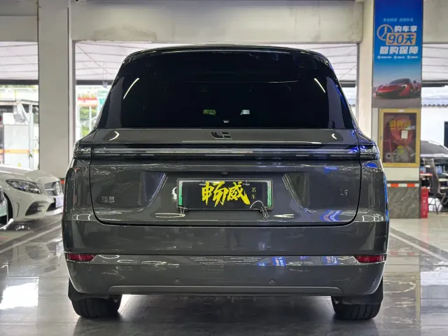 Li Auto L9 — Фото автомобиля 7