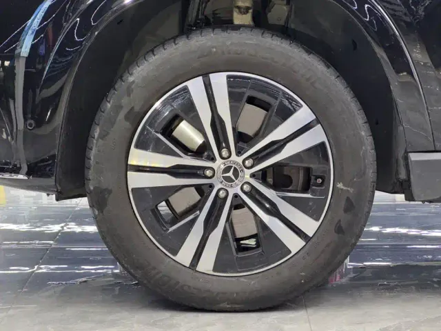 Mercedes-Benz GLE-Class — Фото автомобиля 4