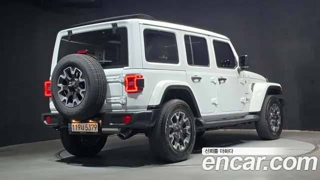 Jeep Wrangler JL — Фото автомобиля 2