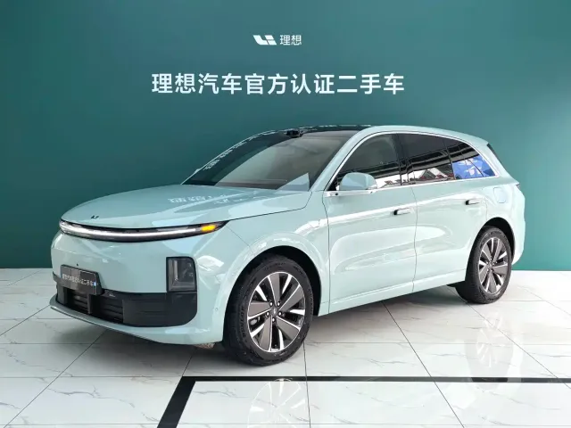Фотография автомобиля — Li Auto L6