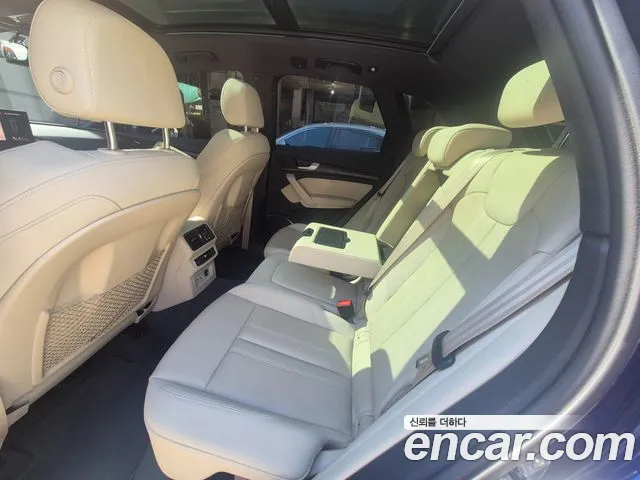 Audi Q5 FY — Фото автомобиля 10