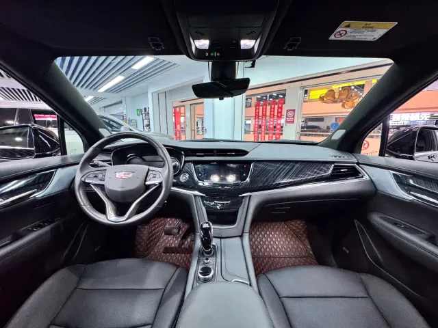 Cadillac XT6 — Фото автомобиля 8