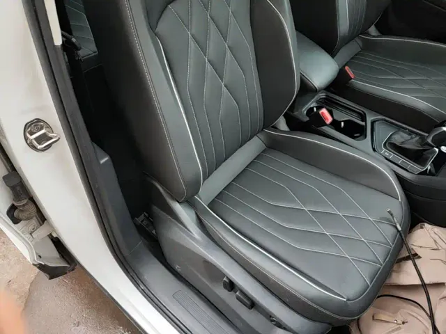 Volkswagen Tiguan L — Фото автомобиля 24