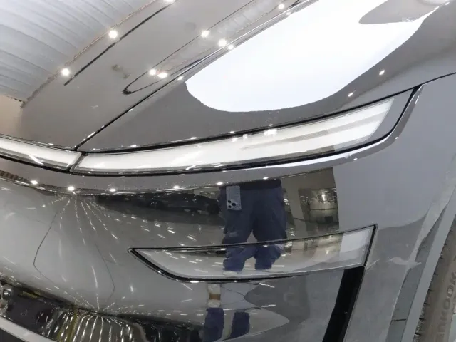 Tesla Model Y — Фото автомобиля 19