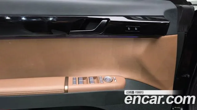Hyundai Grandeur GN7 — Фото автомобиля 20