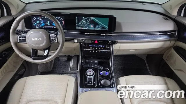 Kia Carnival Generation 4 — Фото автомобиля 10