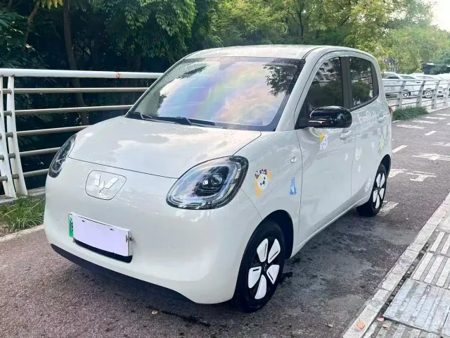 Фотография автомобиля — Wuling Hongguang Mini EV