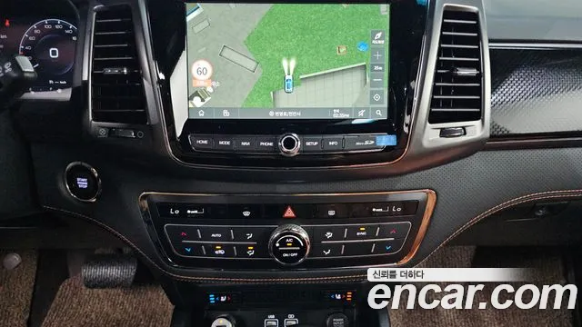 KG_Mobility_Ssangyong Rexton Новый Rexton Sport Khan Дизель 2.2 4WD — Фото автомобиля 16