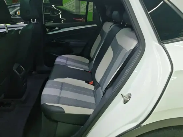 Volkswagen ID.4 Crozz — Фото автомобиля 16