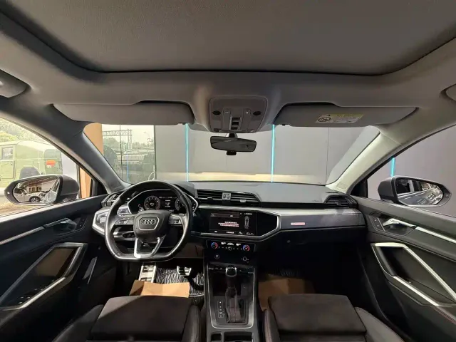 Audi Q3 — Фото автомобиля 10