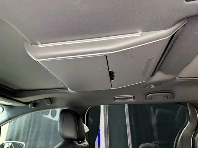 Toyota Sienna — Фото автомобиля 8