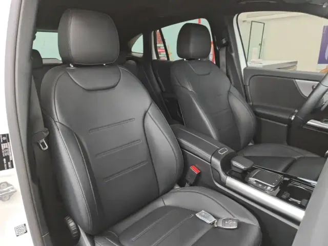 Mercedes-Benz GLA-Class — Фото автомобиля 24