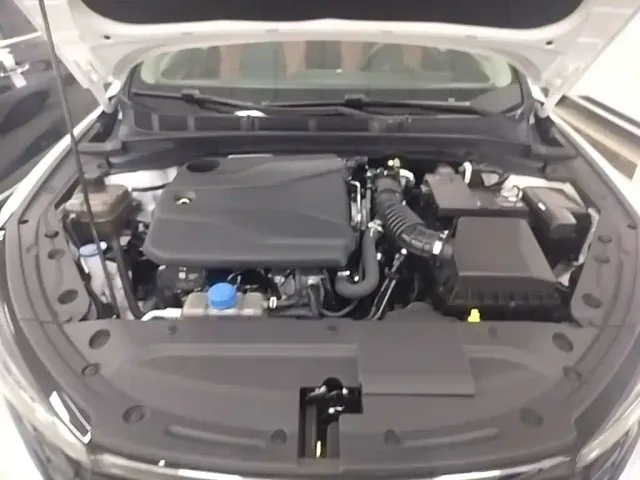 Changan Eado — Фото автомобиля 19