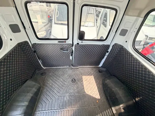 Maxus Xintu V80 — Фото автомобиля 13