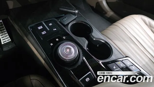 Kia K8 2.5 Бензин 2WD — Фото автомобиля 9