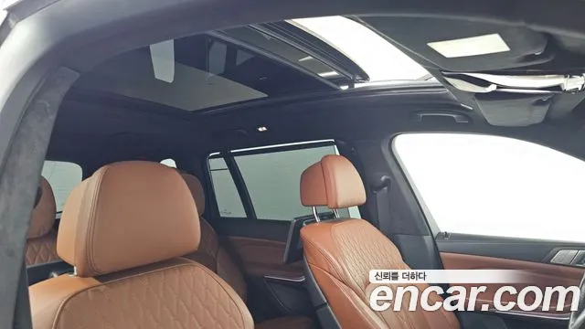 BMW X7 G07 — Фото автомобиля 18