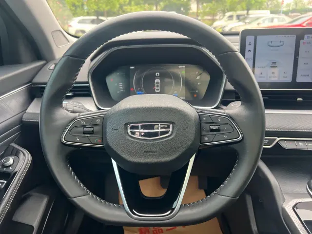 Geely Xingrui — Фото автомобиля 17
