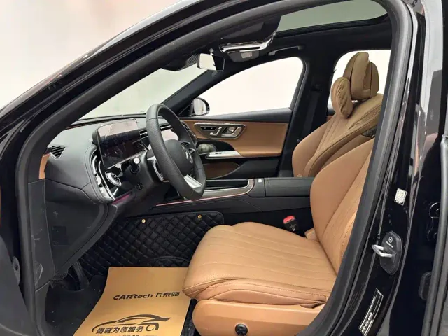 Mercedes-Benz E-Class — Фото автомобиля 8