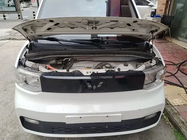 Wuling Hongguang Mini EV — Фото автомобиля 15