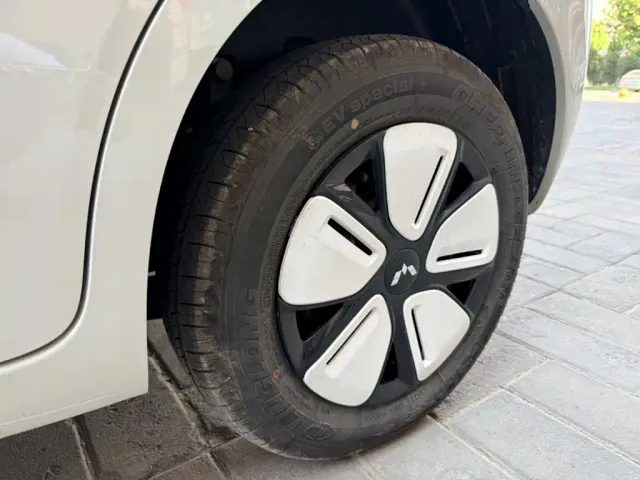 Wuling Hongguang Mini EV — Фото автомобиля 17