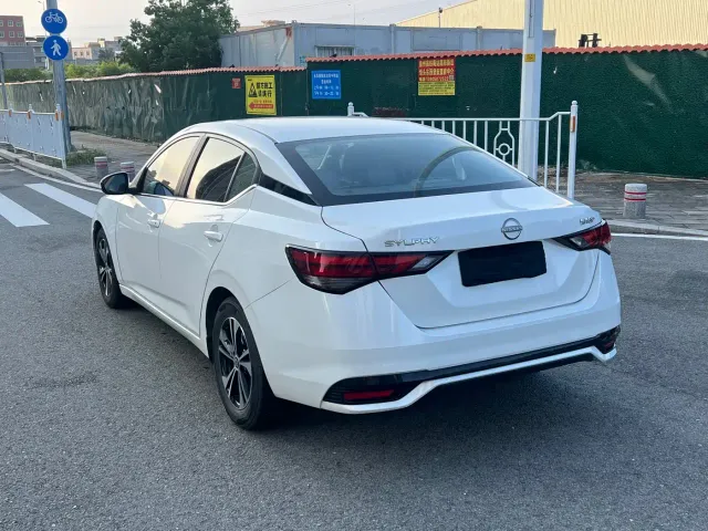 Nissan Sylphy — Фото автомобиля 7
