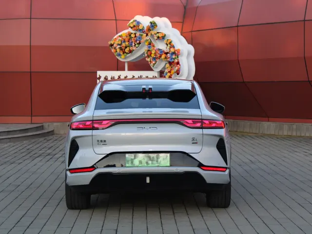 BYD Song L EV — Фото автомобиля 5