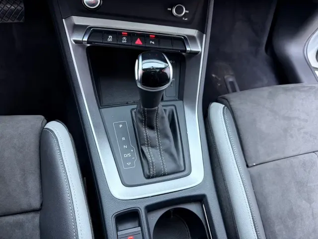 Audi Audi Q3 2021 35 TFSI Progressive Sport — Фото автомобиля 12