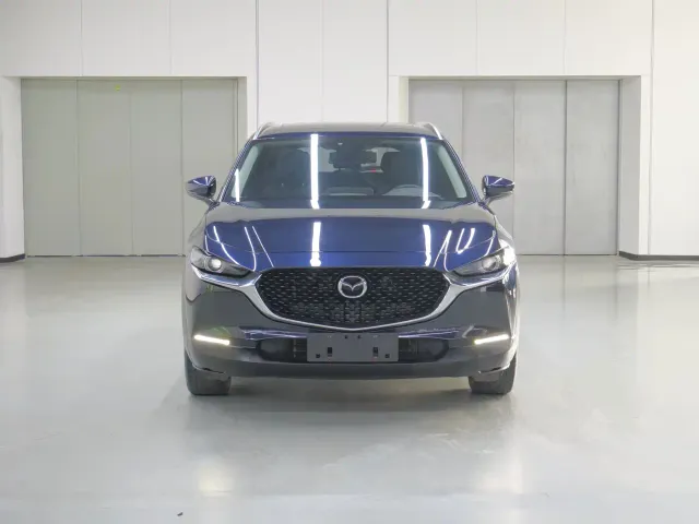 Mazda CX-30 — Фото автомобиля 3