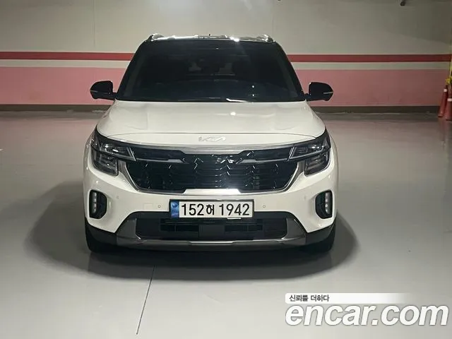 Фотография автомобиля — Kia Seltos New