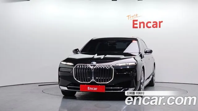 BMW 7-Series 7 серия (G70) — Фото автомобиля 3