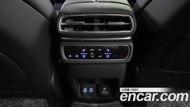 Genesis GV80 — Фото автомобиля 15