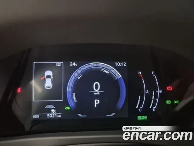 Lexus UX — Фото автомобиля 8