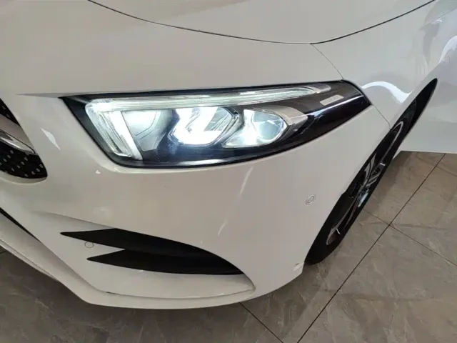 Mercedes-Benz A-Class — Фото автомобиля 23