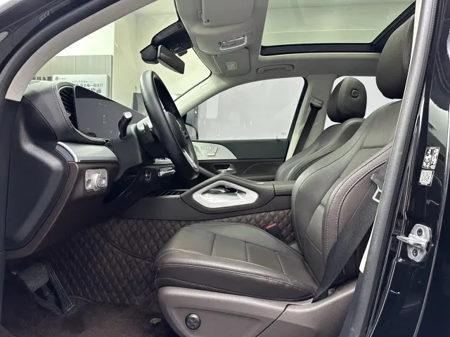 Mercedes-Benz GLE-Class — Фото автомобиля 10
