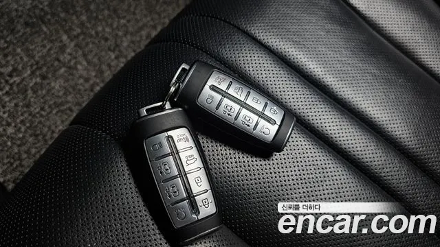 Genesis GV80 2.5T Бензин AWD — Фото автомобиля 14