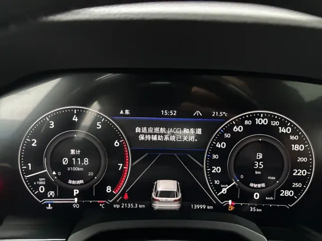Volkswagen Touareg — Фото автомобиля 16