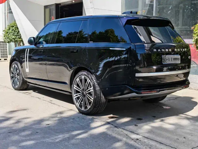 Land Rover Range Rover — Фото автомобиля 3