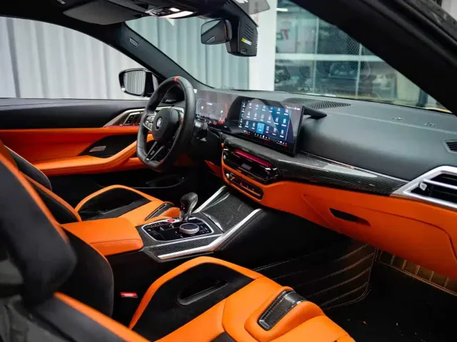 BMW M4 — Фото автомобиля 11