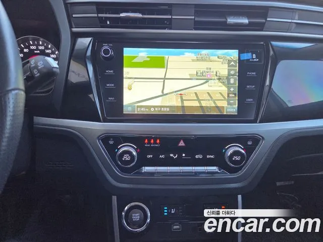 KGM Korando Beautiful — Фото автомобиля 13