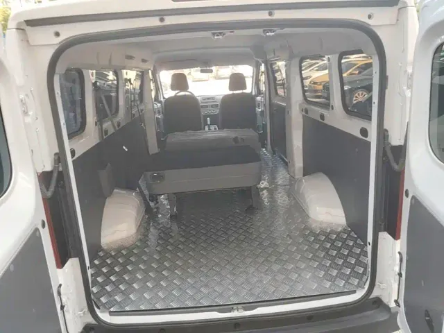 Wuling Yangguang — Фото автомобиля 18