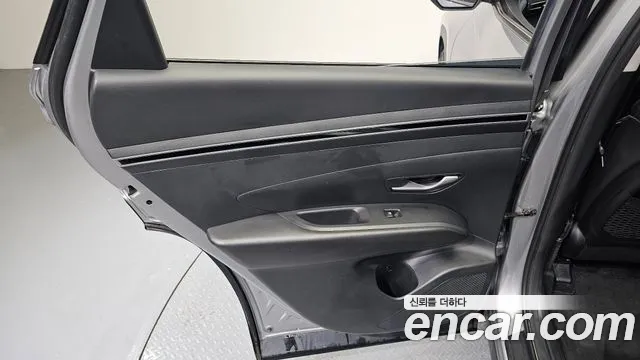 Hyundai Tucson Tucson (NX4) Дизель 2.0 2WD — Фото автомобиля 6