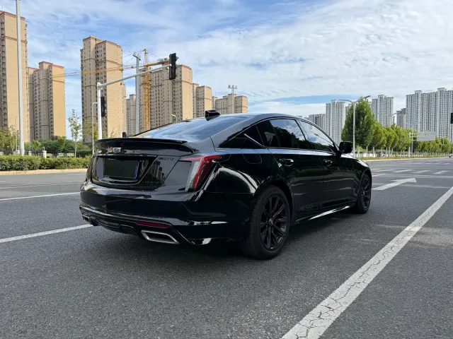 Cadillac CT5 — Фото автомобиля 11