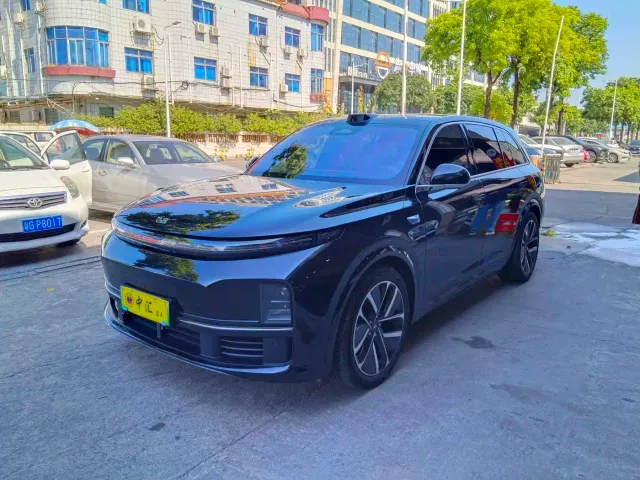 Фотография автомобиля — Li Auto L7