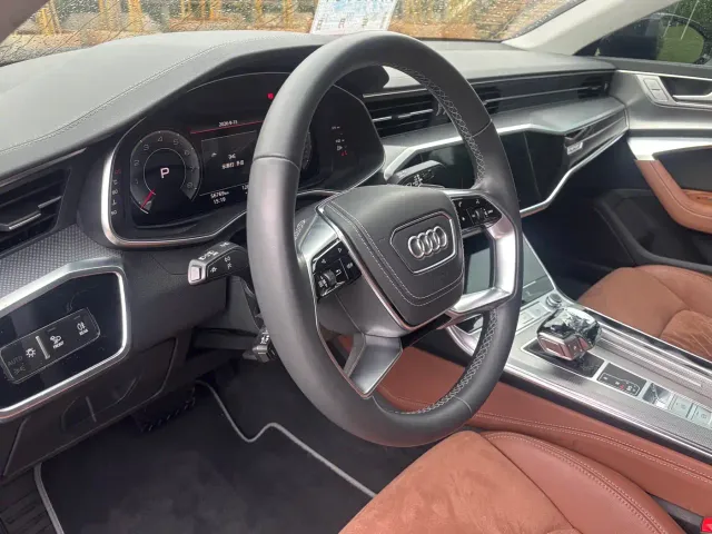 Audi A7L — Фото автомобиля 13