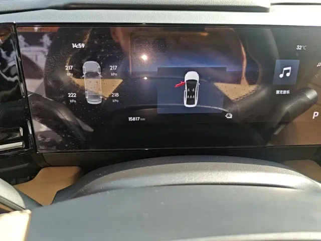 Geely Galaxy L6 — Фото автомобиля 11