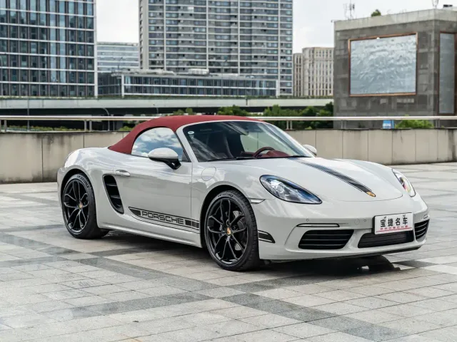 Porsche 718 — Фото автомобиля 8